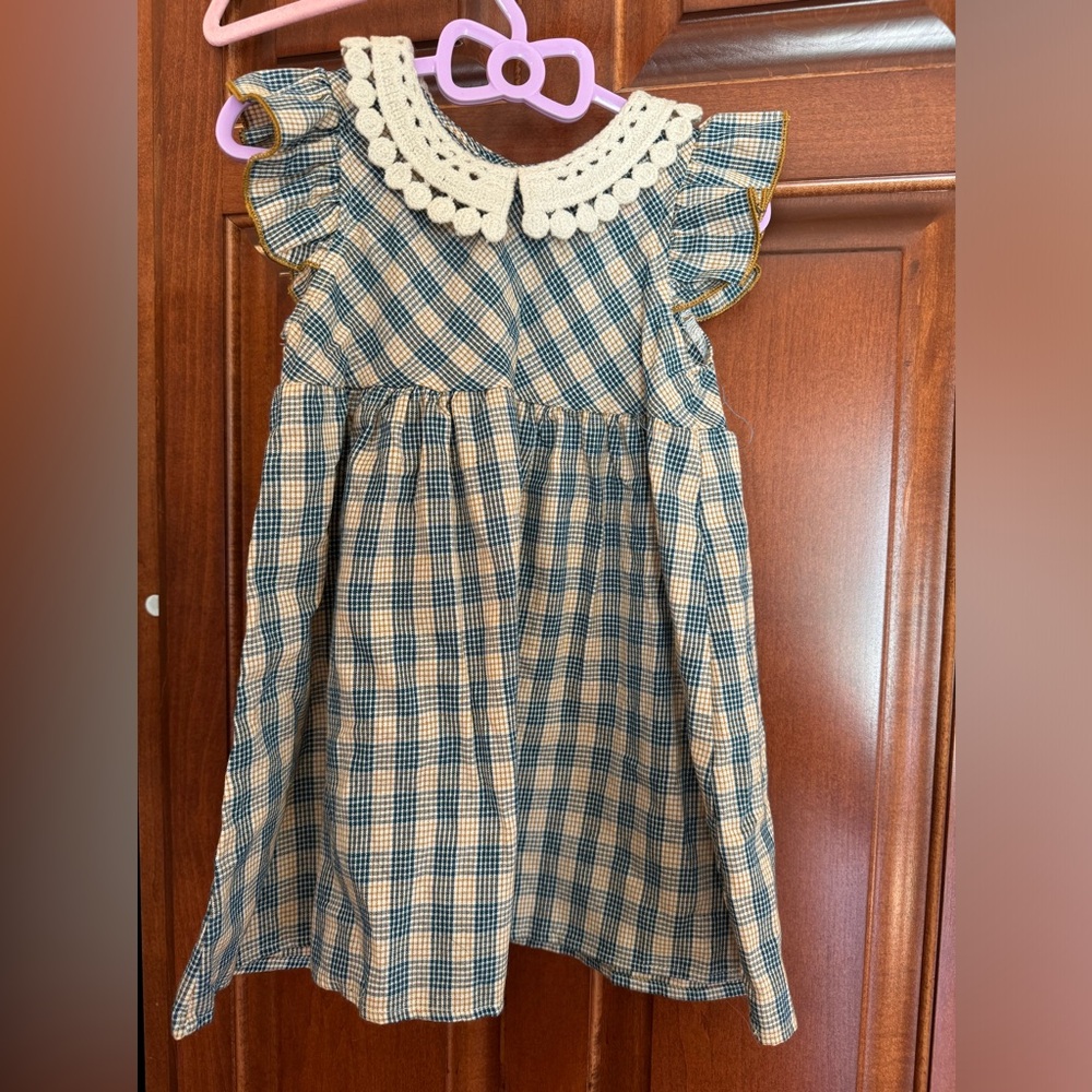 Girls size 2T dress